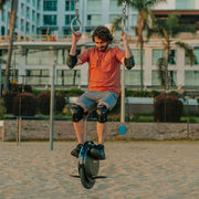 INMOTION V8S Electric Unicycle - image 4
