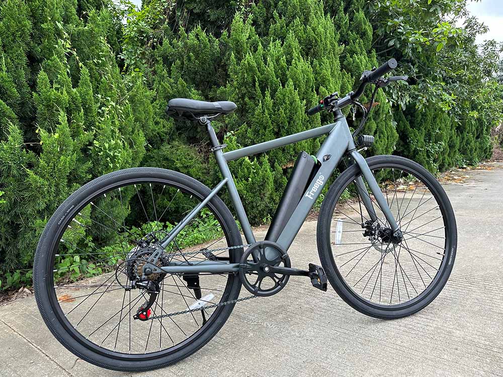 Freego E7 Electric Bicycle for comfortable city commuting